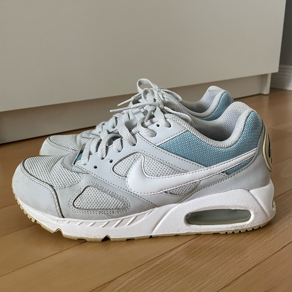 Nike Air Max Command - Picture 7 of 8